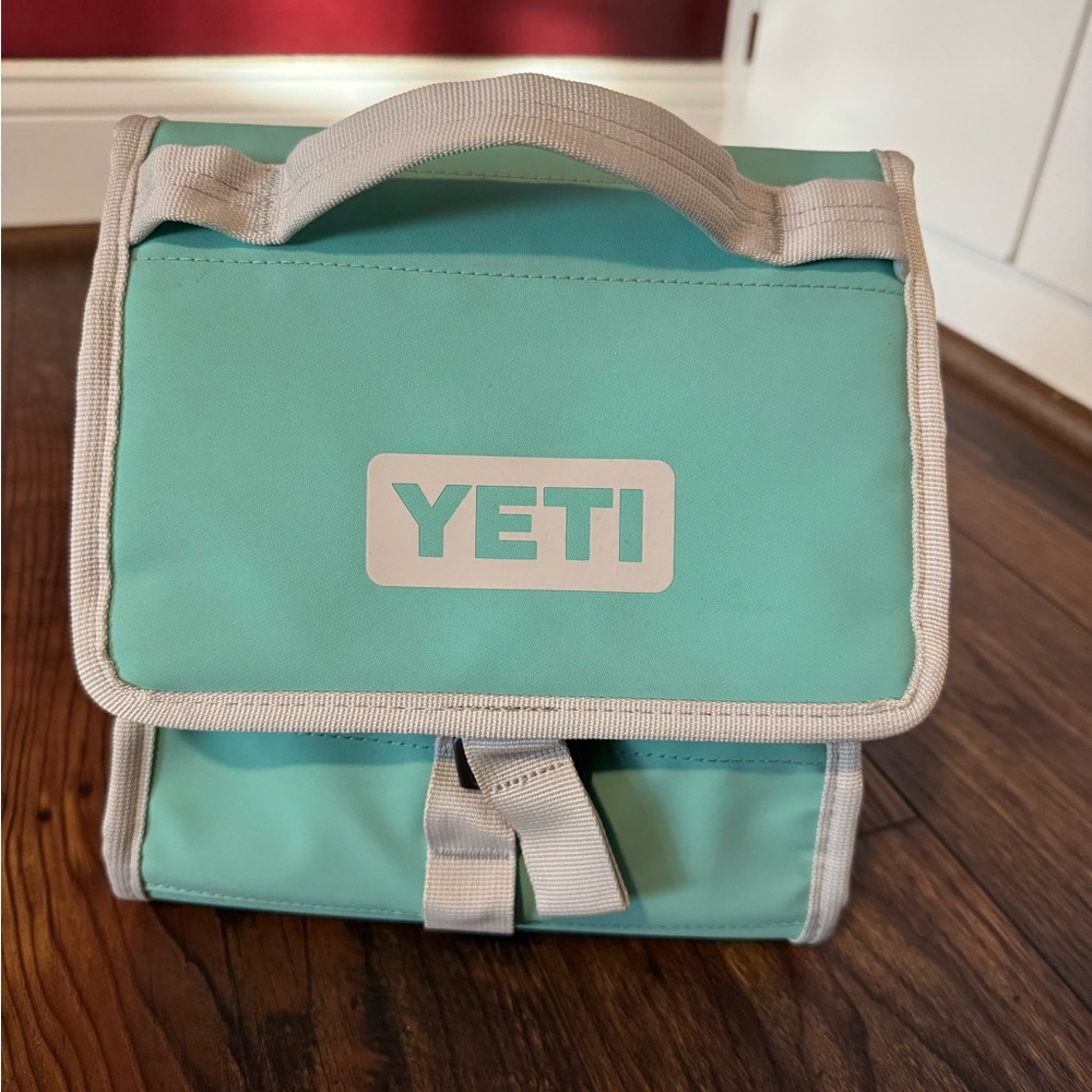 YETI Aqua Lunch Bag